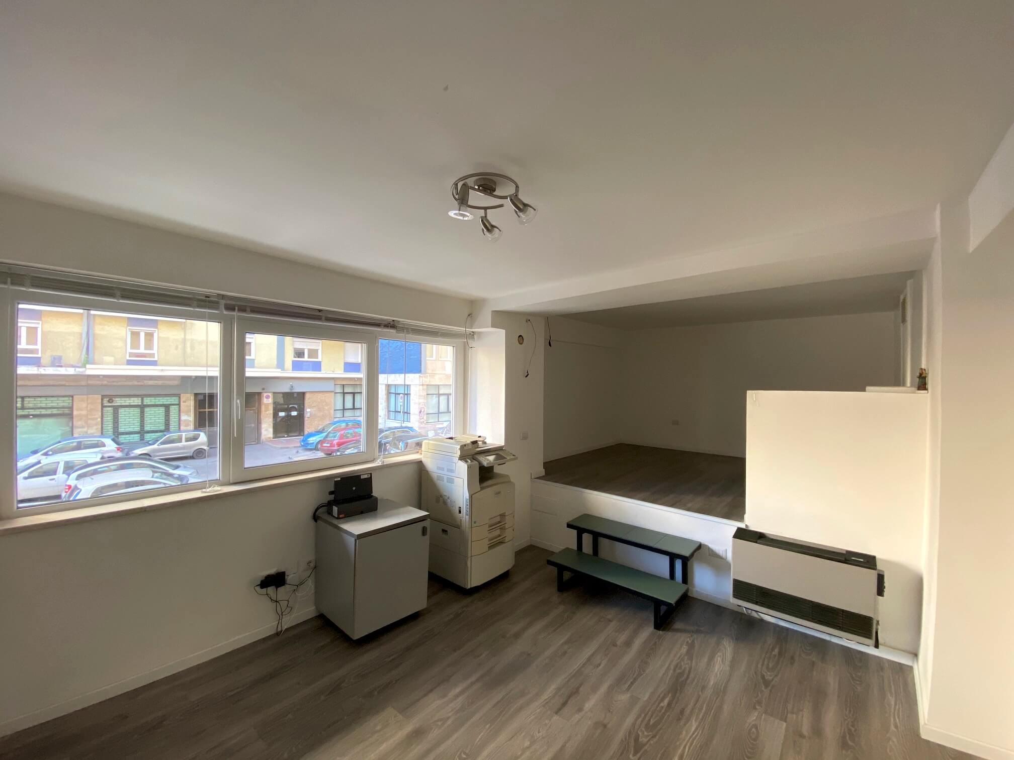 176 Via Mameli, Cagliari, Sardegna, 7 Stanze da Letto Stanze da Letto, 4 Stanze Stanze,1 BagnoBathrooms,Office,Commerciale vendita,Via Mameli,1,1004