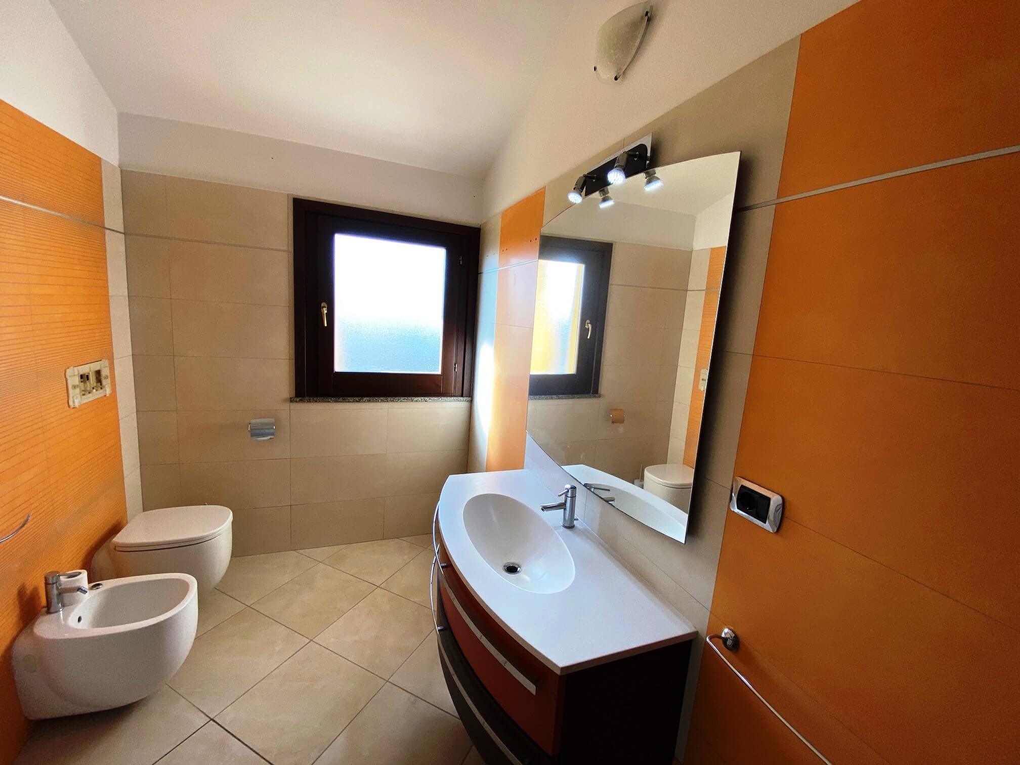 23 Via Col di Rosso, Dolianova, Sardegna, 2 Stanze da Letto Stanze da Letto, 8 Stanze Stanze,1 BagnoBathrooms,Apartment,Vendita,Via Col di Rosso,2,1005